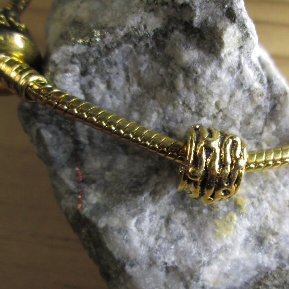 Antiqued Gold Plated Sterling Silver Brook European Charm - Picture 1 of 7